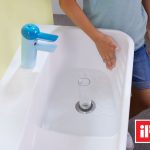Geberit Bambini play and washspace with children playing