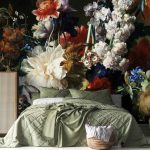 Fototapeta z kwiatami w stylu holenderskiego malarstwa w sypialni — kopia